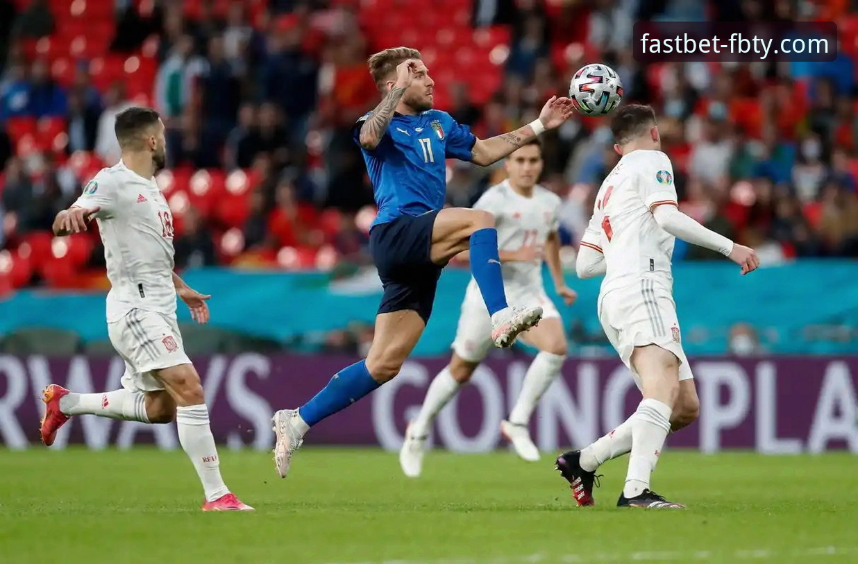 意大利出局背后的真相：从战术复盘到观赛体验的实战解析